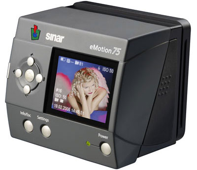Sinarback eMotion75 - среднеформатный цифровой задник на 33МП
