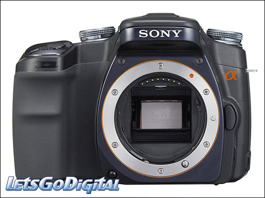 Sony DSLR-A100 Alpha -    