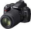 Nikon D3000. 600$  . 